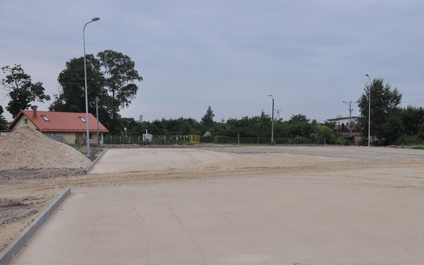 Gmina Susz pozyskała ponad pół miliona złotych dofinansowania na budowę kompleksu boisk przy ul. Polnej (fot. Cezary Oracki, Urząd Miejski w Suszu).