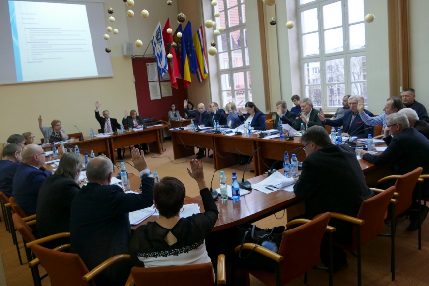 Budżet Iławy na 2018 rok został przez Radę Miejską w Iławie przyjęty jednogłośnie w piątek 29 grudnia (fot. Info Iława).