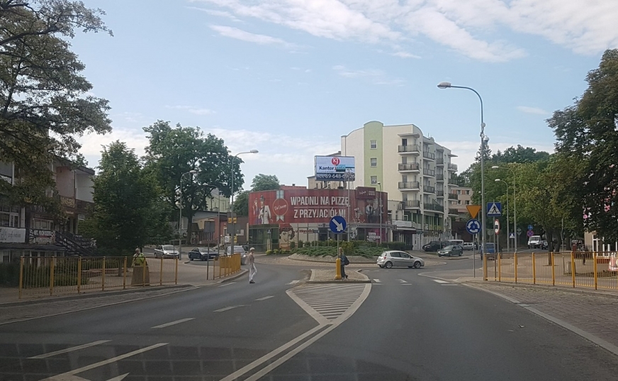 W tej okolicy w poniedziałkowe popołudnie zgubiła się około 5-letnia dziewczynka. Pomogła jej nasza czytelniczka, która apeluje do innych, by wystrzegali się myślenia 