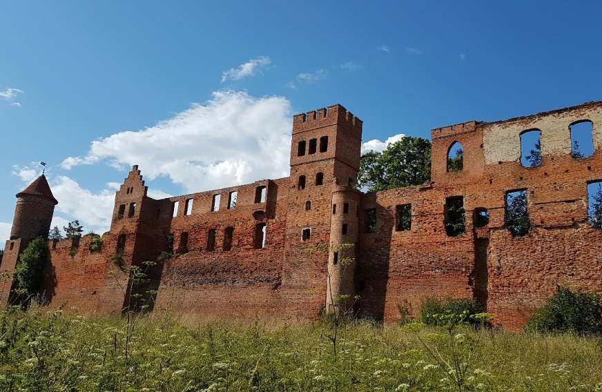 1,83 mln zł- to cena, za jaką nowy właściciel kupił szymbarski zabytek.