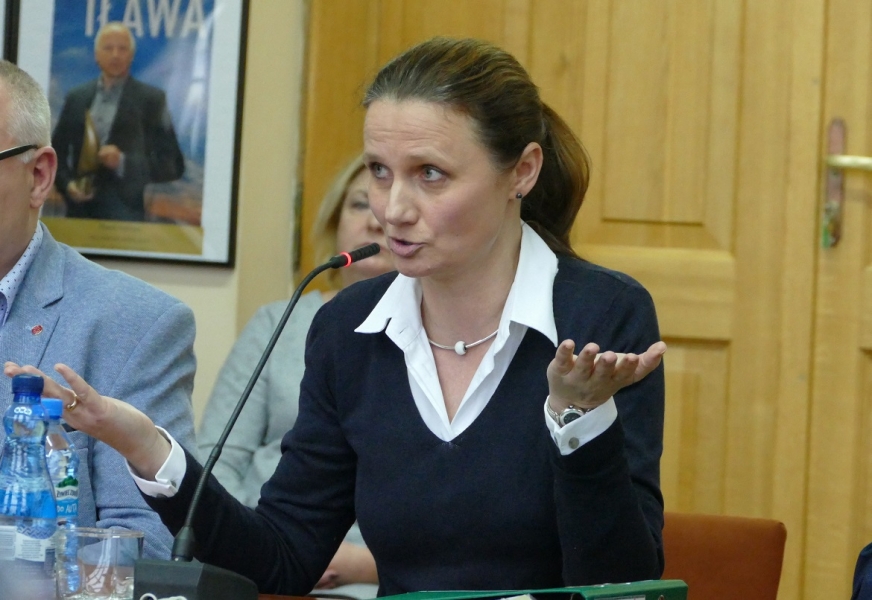 Podczas sesji Rady Miejskiej w Iławie w dniu 25 marca wiceburmistrz Dorota Kamińska przybliżyła aktualną sytuację w oświacie.