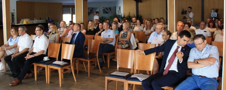 12 czerwca 2019 r. w Olsztynie odbyło się spotkanie inaugurujące konsultacje społeczne projektu strategii rozwoju województwa.