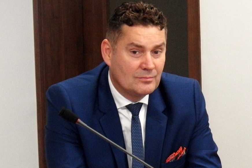 Krzysztof Kowal wygrał ogłoszony przez radę nadzorczą konkurs na prezesa zarządu kisielickiego PUK-u.