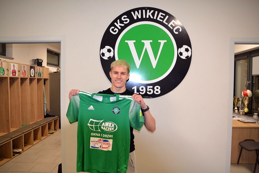 Oskar Kordykiewicz z Elbląga, to nowy zawodnik IV-ligowego GKS-u Wikielec.