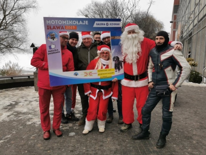 MotoMikołaje opanowali centrum Iławy! Ta akcja to pomoc dla Jarosława Laskowskiego i zimowa 