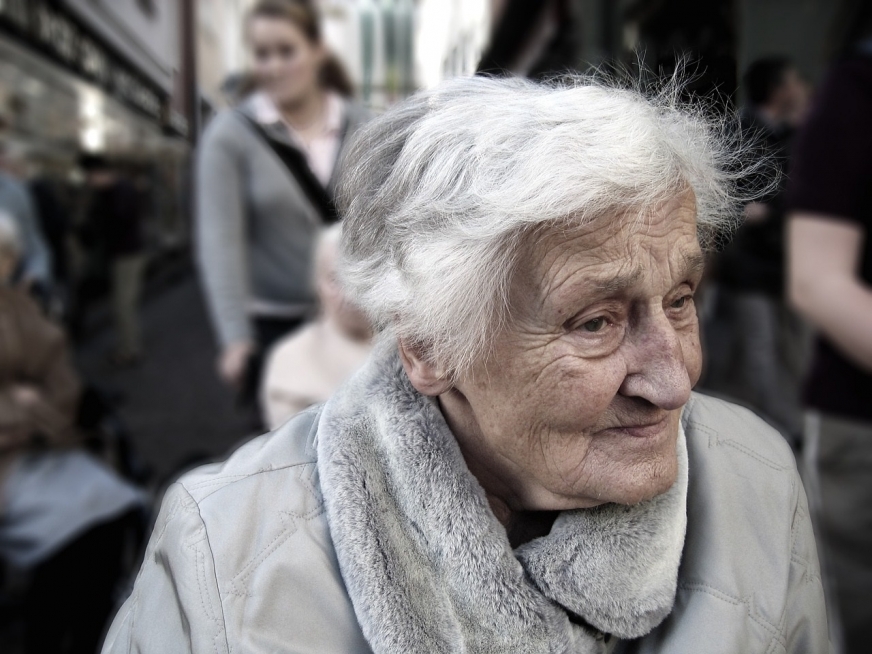 73-letnia mieszkanka Iławy kradła w lokalnym markecie, bo nie miała dość pieniędzy na podstawowe zakupy.