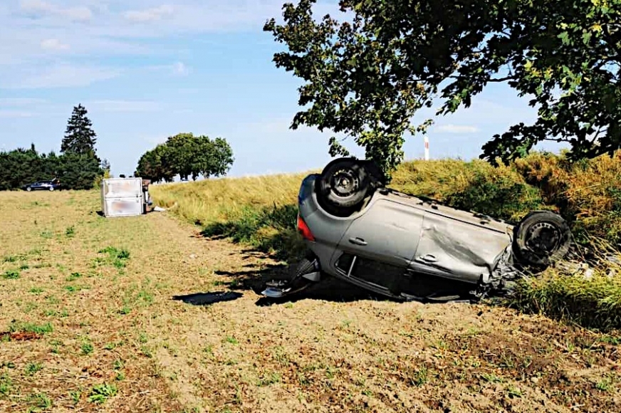 Do bardzo groźnie wyglądającej kolizji doszło na drodze krajowej numer 15 między Sampławą a Łążkiem.