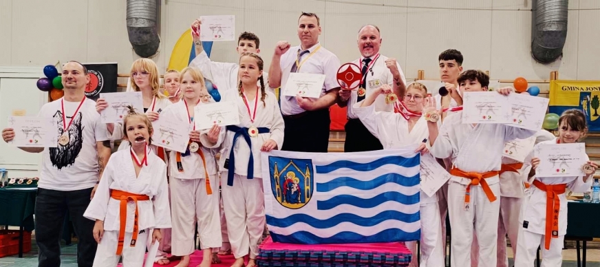 Ekipa karateków z Iławskiego Klubu Kyokushin Karate zdobyła 1. miejsce w klasyfikacji klubowej podczas turnieju w Jonkowie