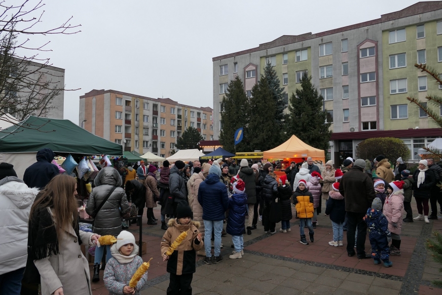 Na Jarmarku Bożonarodzeniowym 2024 w Iławie. FOTORELACJA.