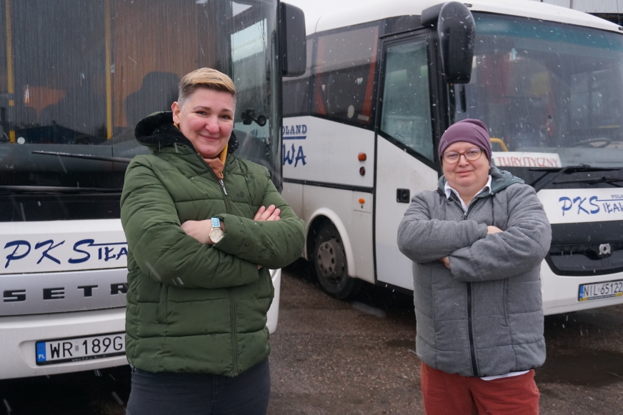 Bogumiła Mróz (z lewej) i kierownik Anna Czyżewska. Te panie możecie znać zza kierownicy autobusów PKS Iława