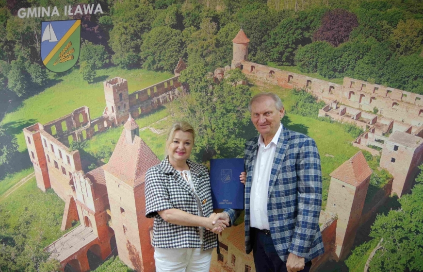Anna Lewandowska powołana na kolejną kadencję dyrektora Szkoły Podstawowej im. mjr. Henryka Dobrzańskiego „Hubala” w Gałdowie.