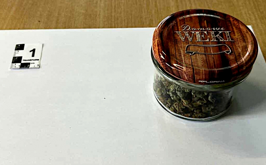 Nie tylko usiłowanie włamania. Jeden z mężczyzn odpowie dodatkowo za posiadanie narkotyków.