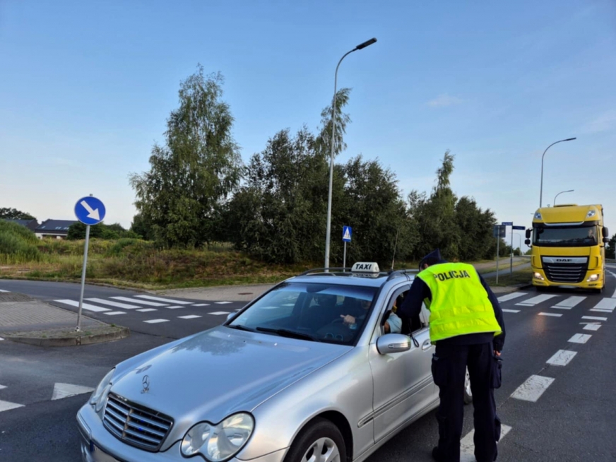 Trzech kierowców na „podwójnym gazie”. Policjanci z Iławy sprawdzili ponad 1 200 osób.
