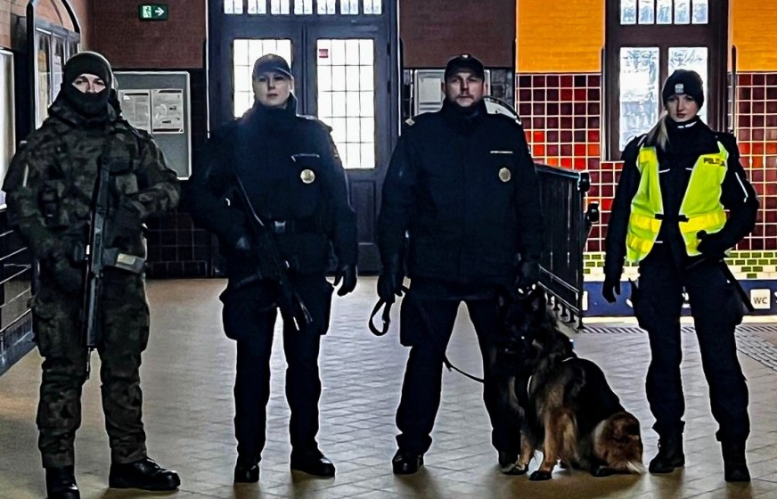 Lokalne służby reagują na odnotowane w kraju akty dywersji.