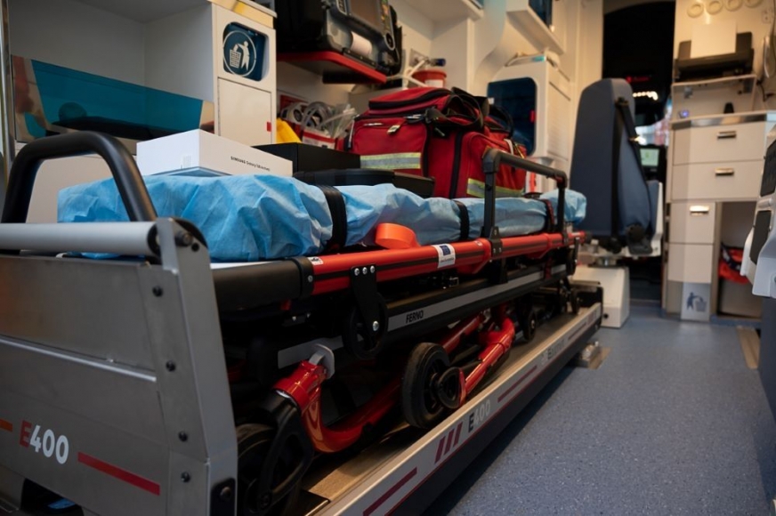 Szpital w Iławie zyskuje nowoczesny ambulans w pełni sfinansowany ze środków zewnętrznych.