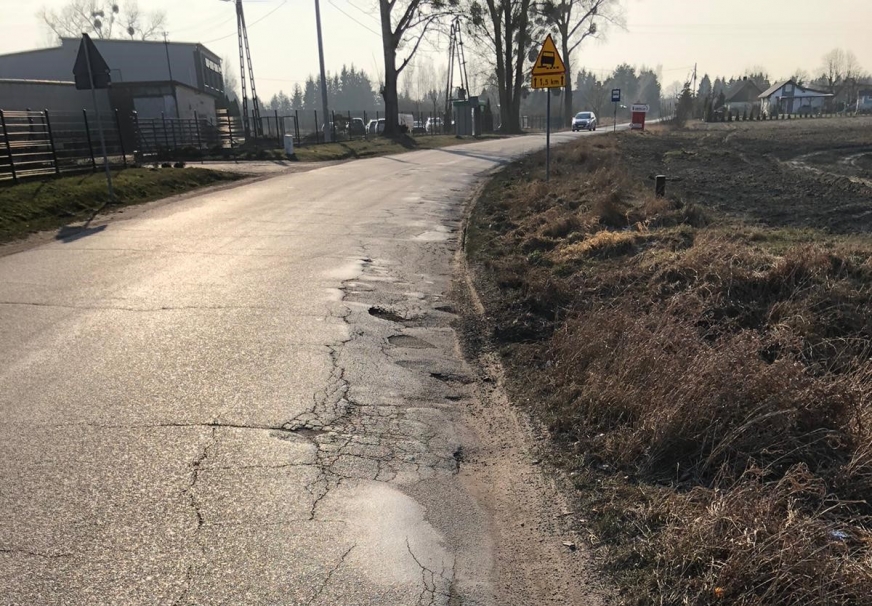 Droga powiatowa nr 1313N, odcinek Wikielec - Karaś (chyba najgorszy na całej trasie).