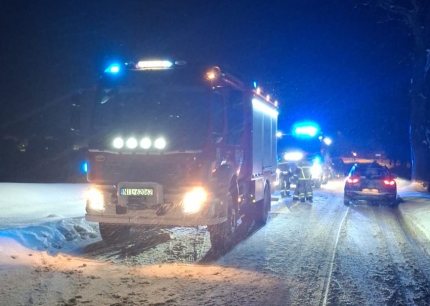 Miejsce niedzielnego zdarzenia drogowego na trasie Iława-Susz w Ulnowie.