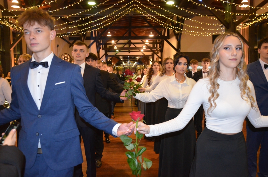 Na studniówce 2025 Zespołu Szkół im. Konstytucji 3 Maja w Iławie.