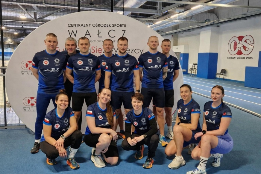 Asp. szt. Joanna Kwiatkowska wraz z mł. asp. Natalią Nikel pozdrawiają ze zgrupowania reprezentacji polskiej policji!