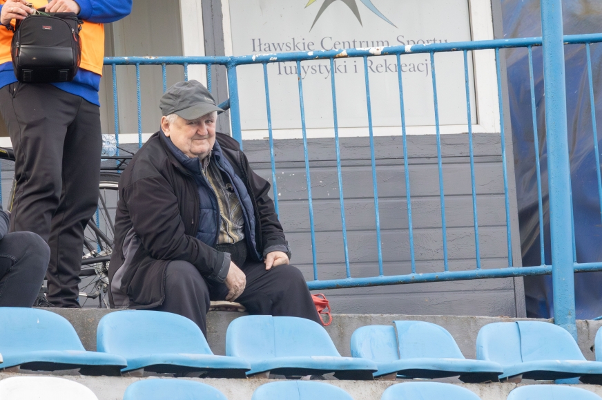 13 kwietnia 2024, mecz Jeziorak Iława - Mazur Ełk. Prawdopodobnie ostatni, na jakim był Paweł Jakielski