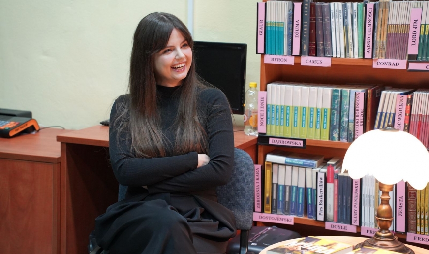 Izabela Maeng, autorka 