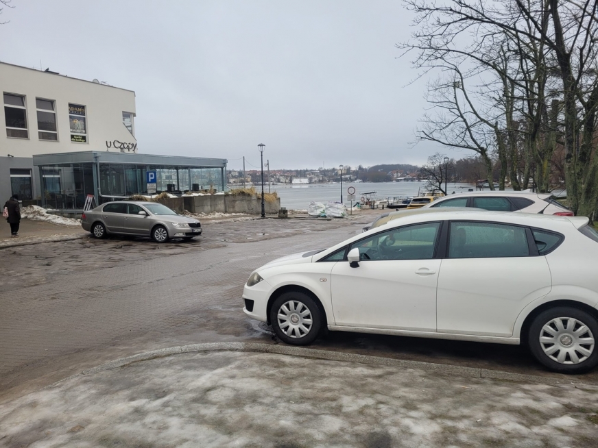 Jeden z czterech miejskich parkingów w Iławie, gdzie ma zostać wprowadzona iławska Strefa Płatnego Parkowania.