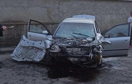 Pędził przez wieś 112 km/h, miał ponad 2 promile! Doszło do wypadku.