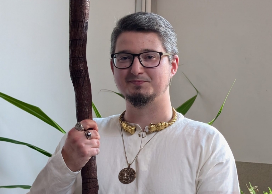 Emrys Kosek z Iławy wydał debiutancką książkę, pt. 