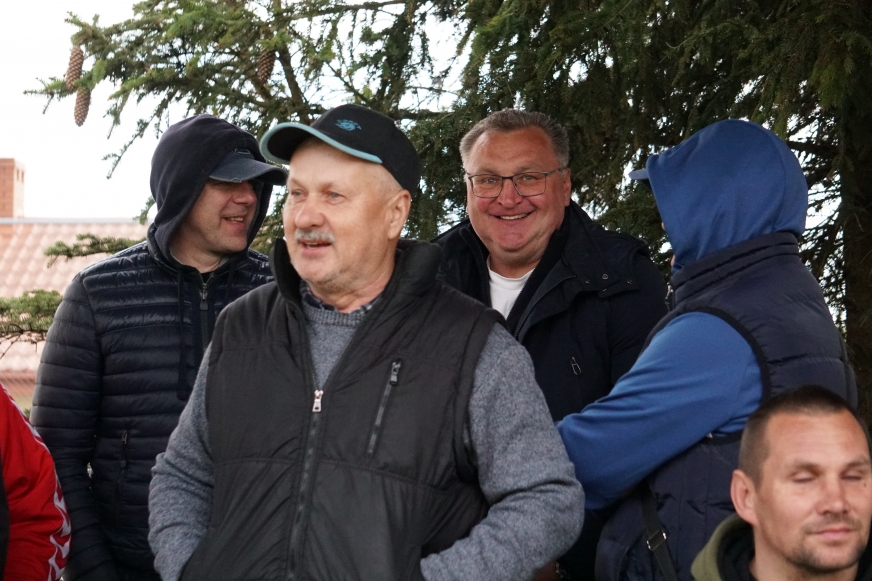 Czesław Michniewicz, były selekcjoner reprezentacji Polski, zawitał dziś na meczu GKS Wikielec - ŁKS Łomża