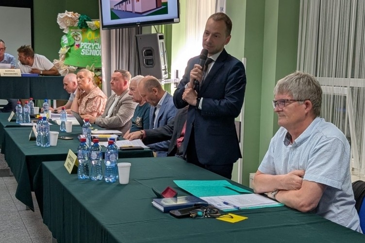 Burmistrz Dawid Kopaczewski na walnym spółdzielni 