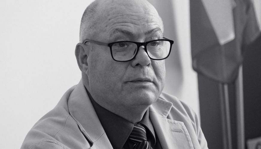 Śp. Roman Brzozowski zmarł w wieku 72 lat.