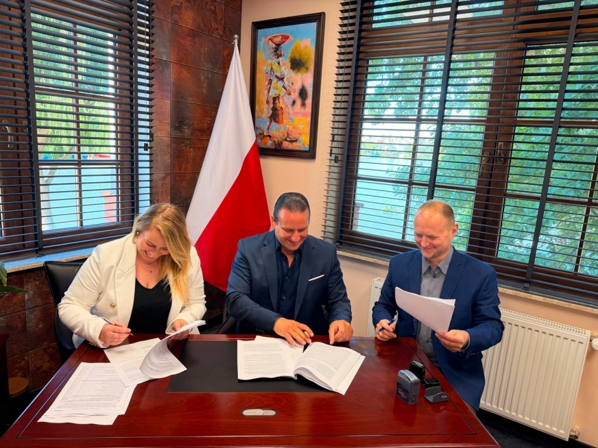 Podpisanie umowy pomiędzy SIM KZN Pojezierze Sp. z o.o. a BEB Projekt Sp. z o.o. na opracowanie wielobranżowej dokumentacji projektowo-kosztorysowej dla planowanej inwestycji przy ul. Polnej w Iławie.