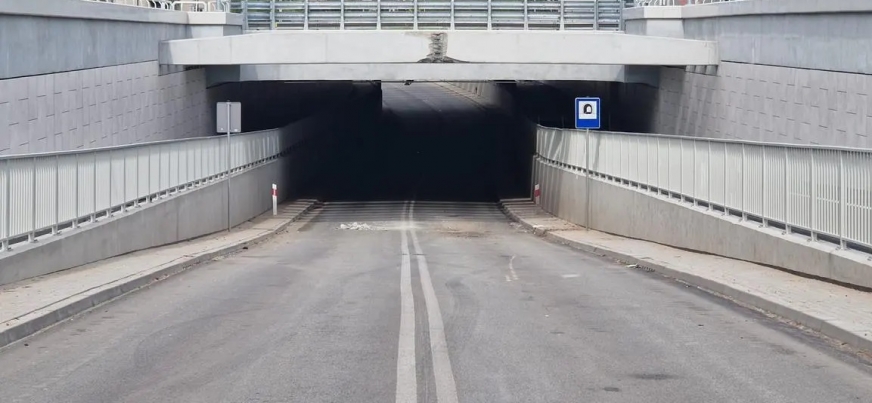 Tunel drogowy w Sulejówku.