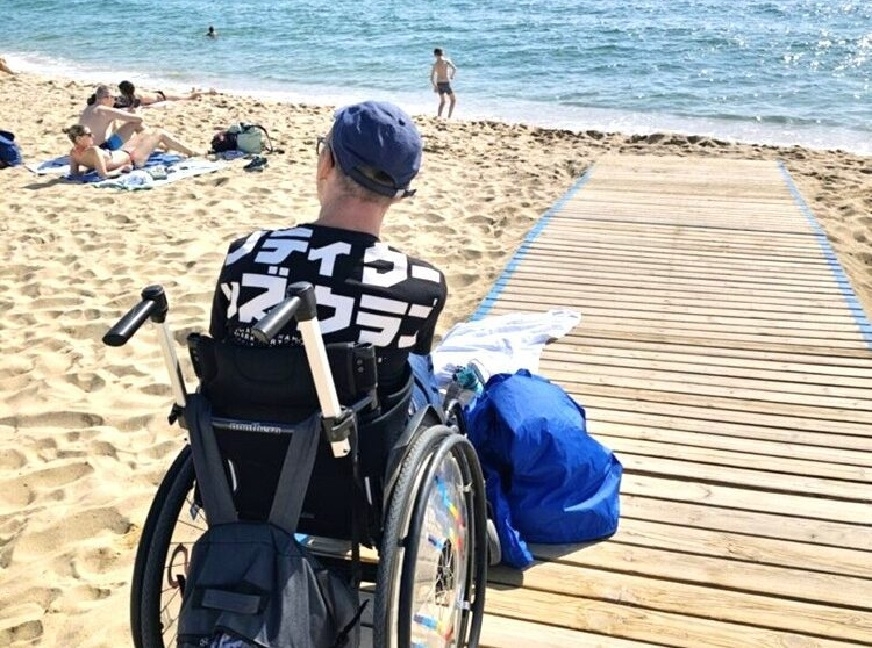 Barcelona była moją podróżą życia, którą odbyłem dzięki mojemu asystentowi Piotrowi Heydzie – wspomina Wojtek Kaniuka, autor felietonu.
