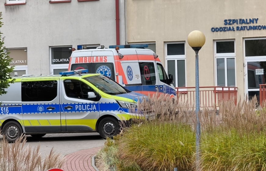 Uderzył bez powodu i uciekł, zostawiając rannego na bruku. Policjanci z Iławy nie odpuścili.