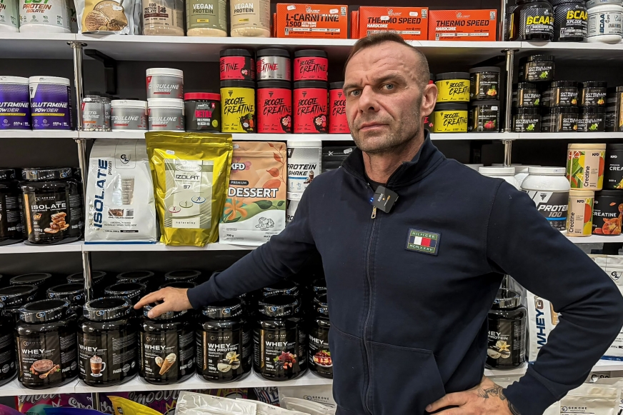 SUPLE Iława tworzy Dariusz Włodarski, od lat związany ze sportem i aktywnym stylem życia.