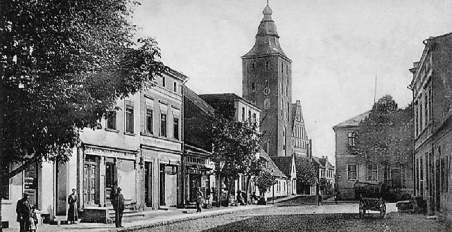 Spacer historyczny po Suszu