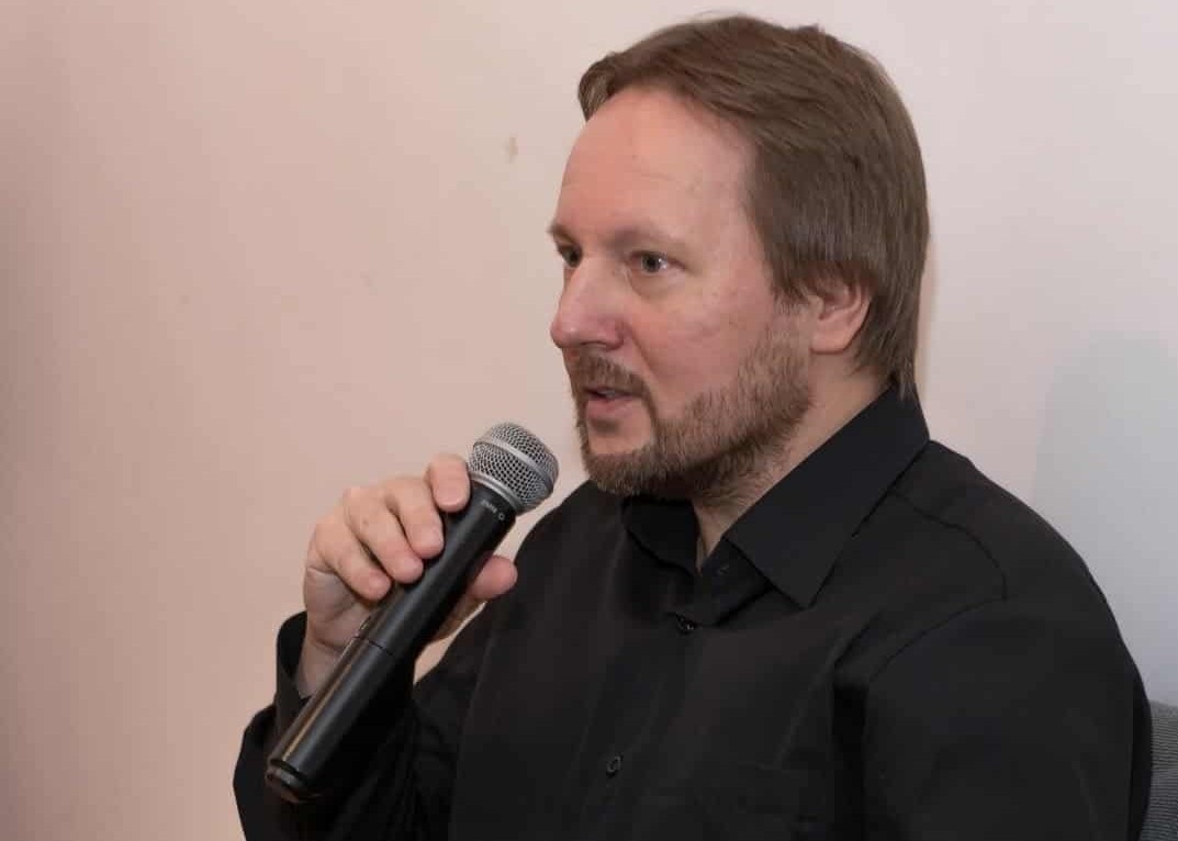 Autorski wieczór z poetą Robertem Baranowskim