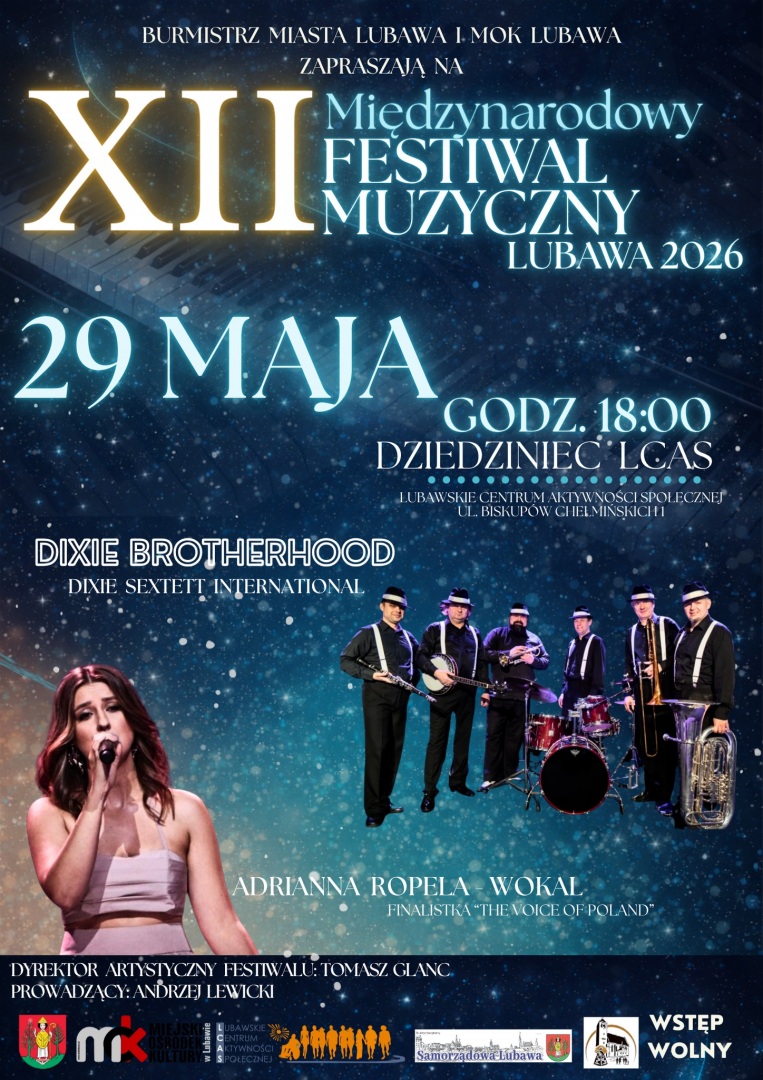 Jazzowy wieczór na dziedzińcu w Lubawie. 