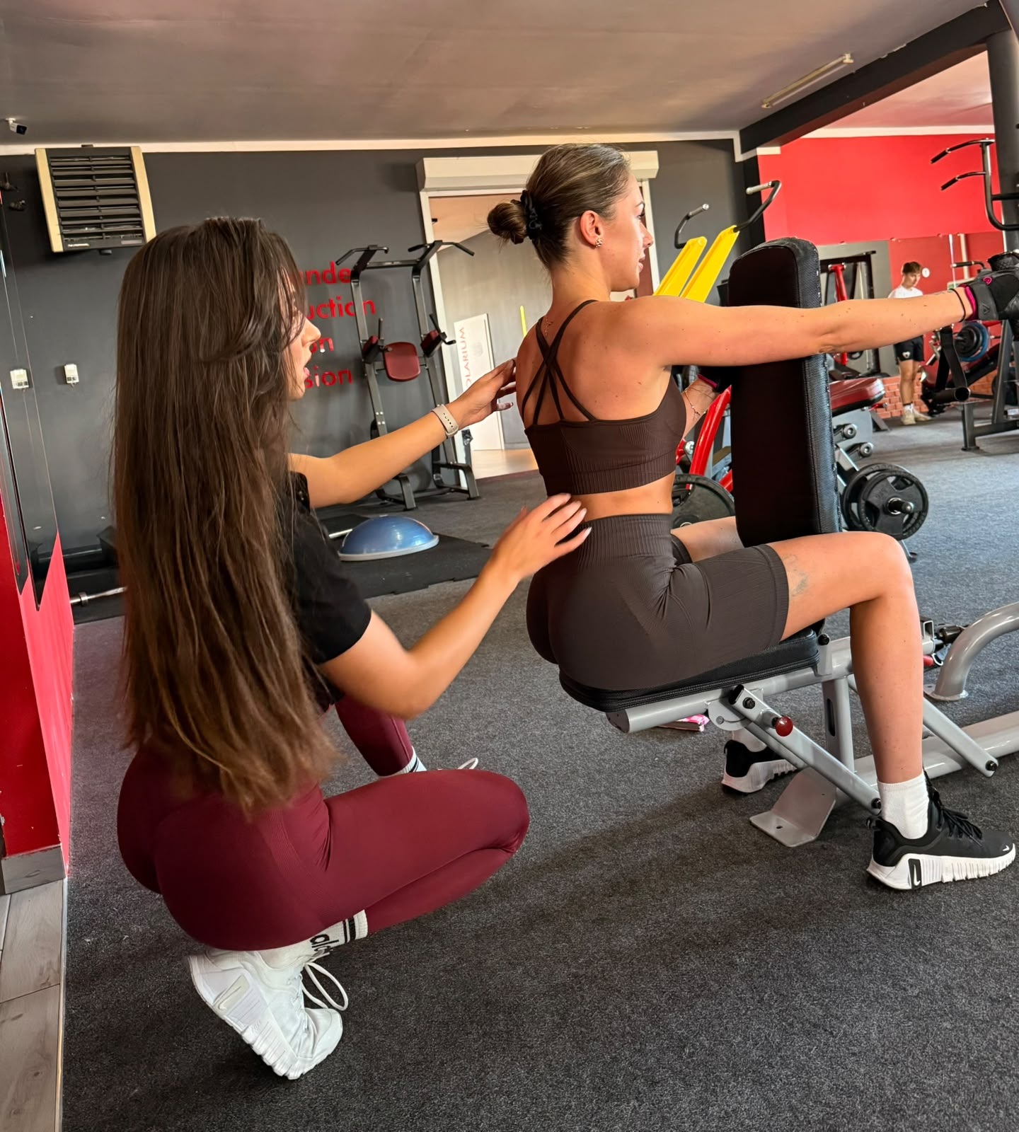 Kobiety na siłowni - trening
